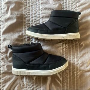 Cat & Jack Little Boys Zip Up Black Ankle Boots Size 13